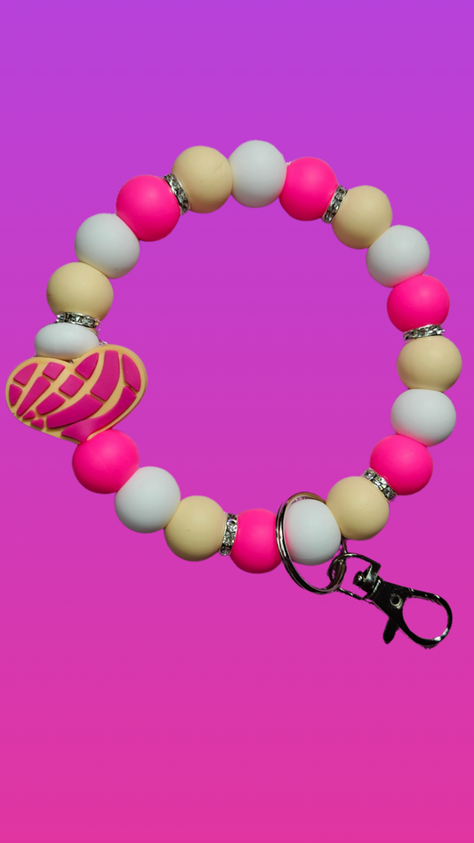 PINK HEART CONCHA WRISTLET KEYCHAIN